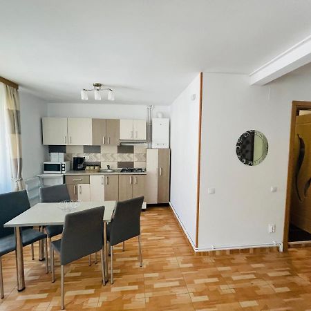 Apartament Garsoniera Family Buşteni Zewnętrze zdjęcie