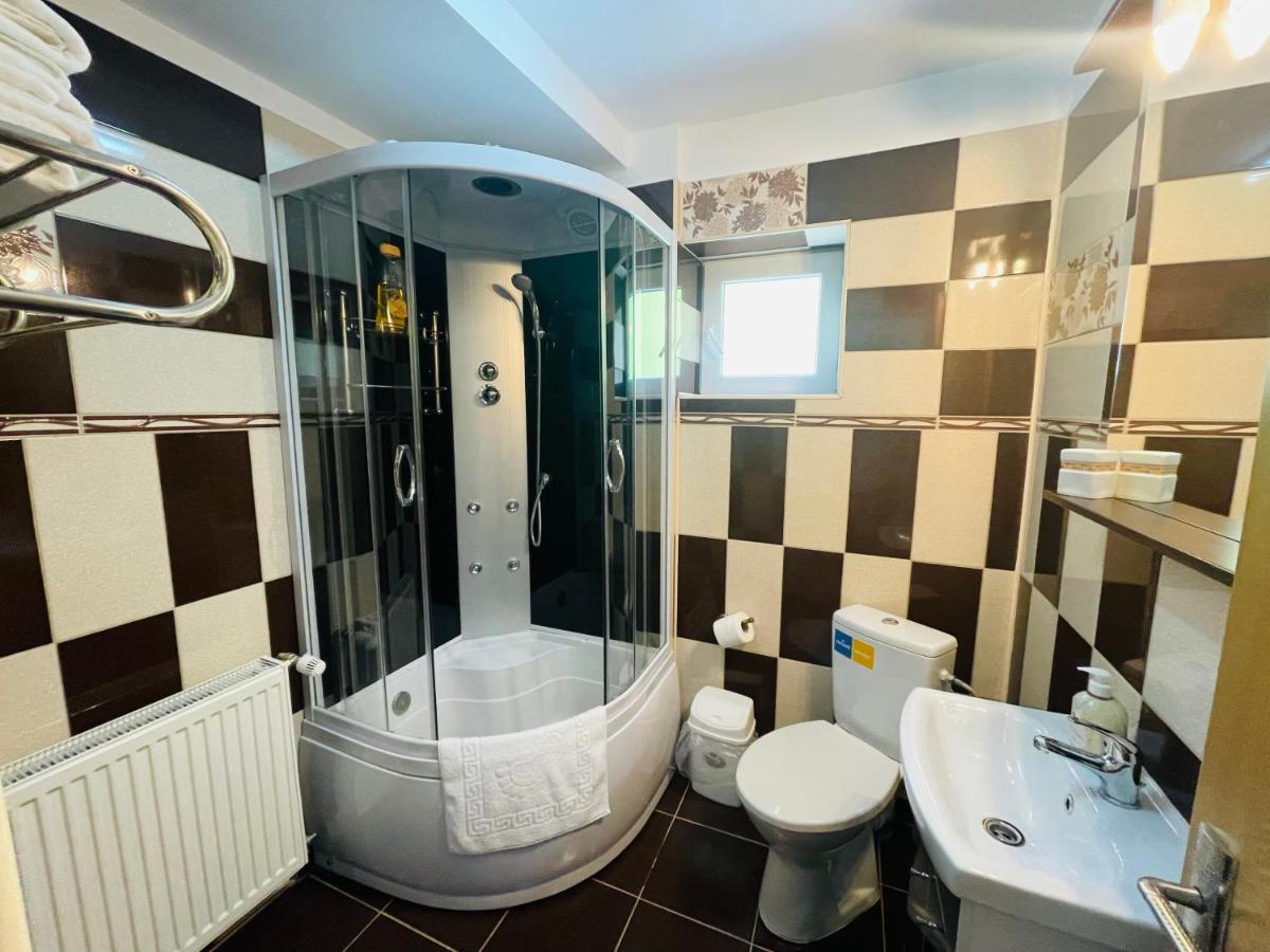 Apartament Garsoniera Family Buşteni Zewnętrze zdjęcie